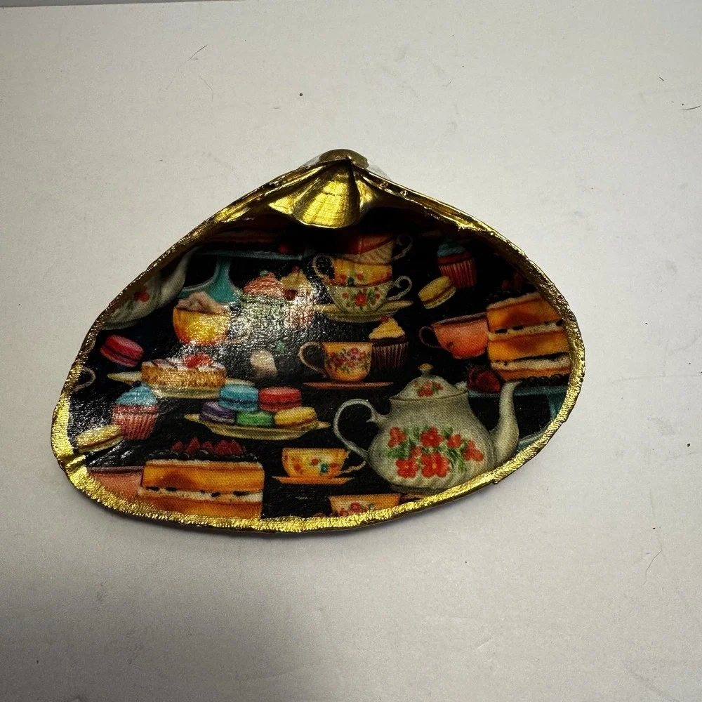 Decoupage Clam Shell Trinket Dish‎ Tea Time